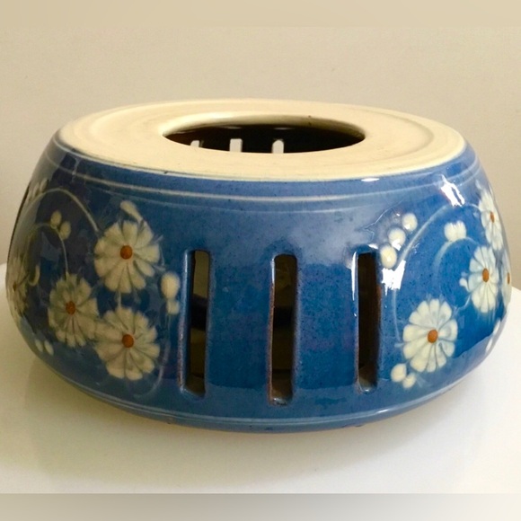 RARE ANTIQUE HAK Denmark 🇩🇰 pottery teapot warmer - Picture 2 of 6